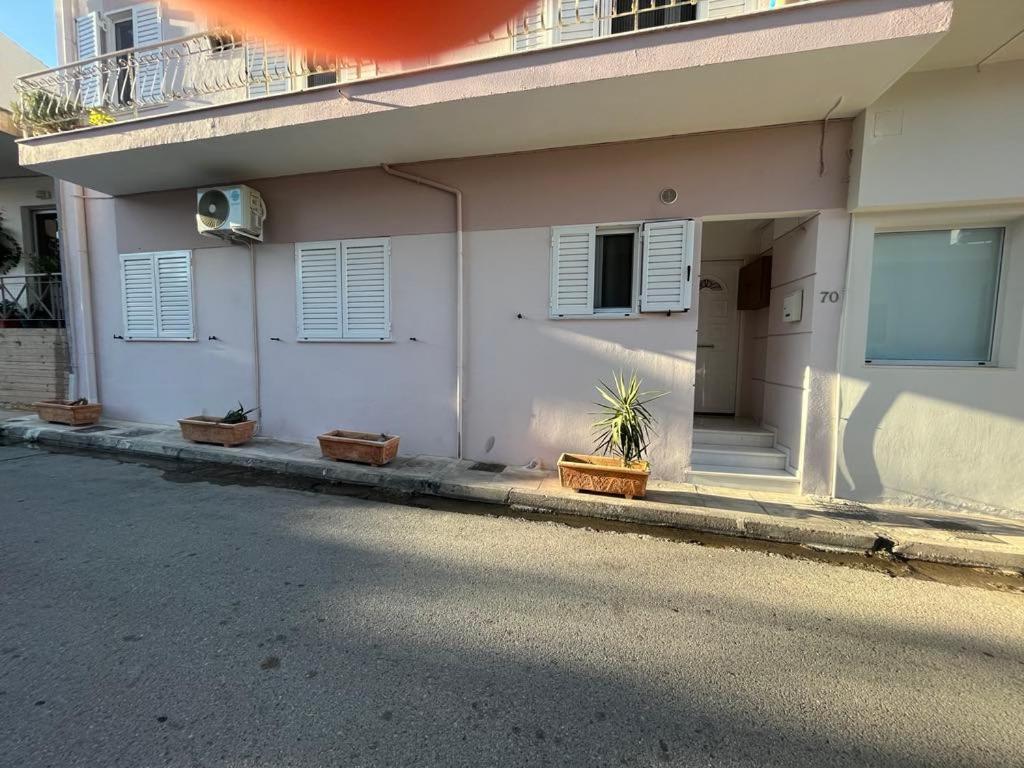 Elena S Apartment Megara Ngoại thất bức ảnh